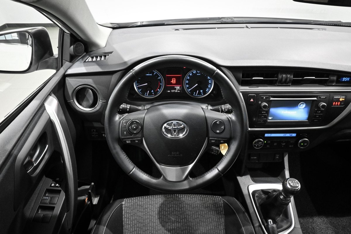 Foto Toyota Auris 18