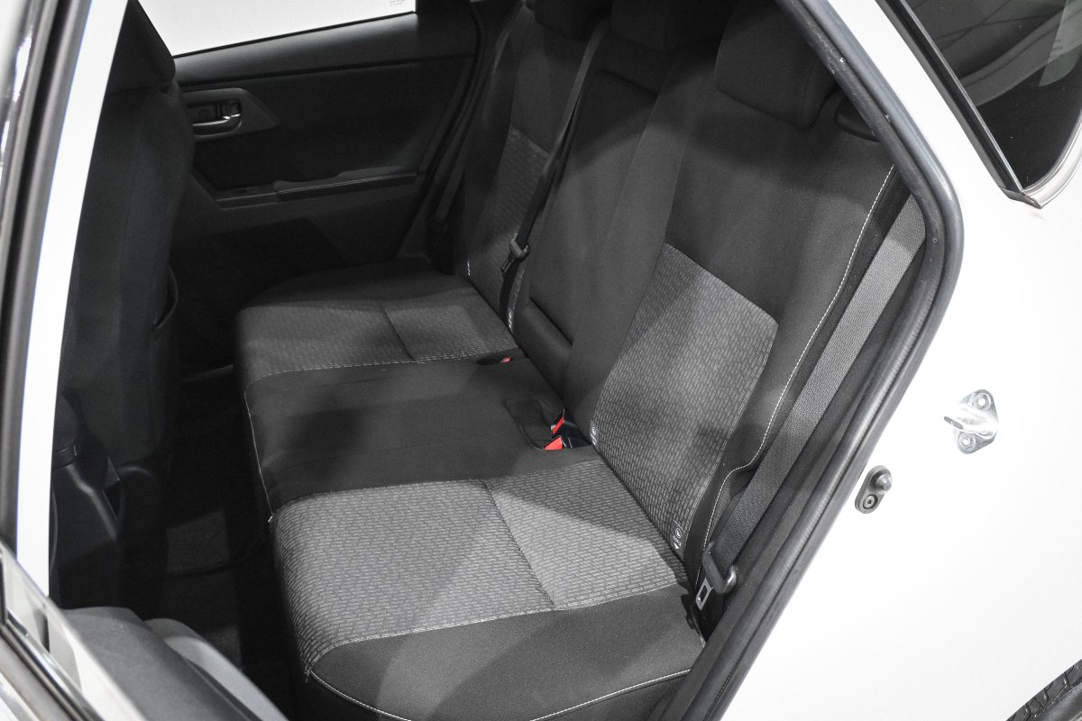 Foto Toyota Auris 11