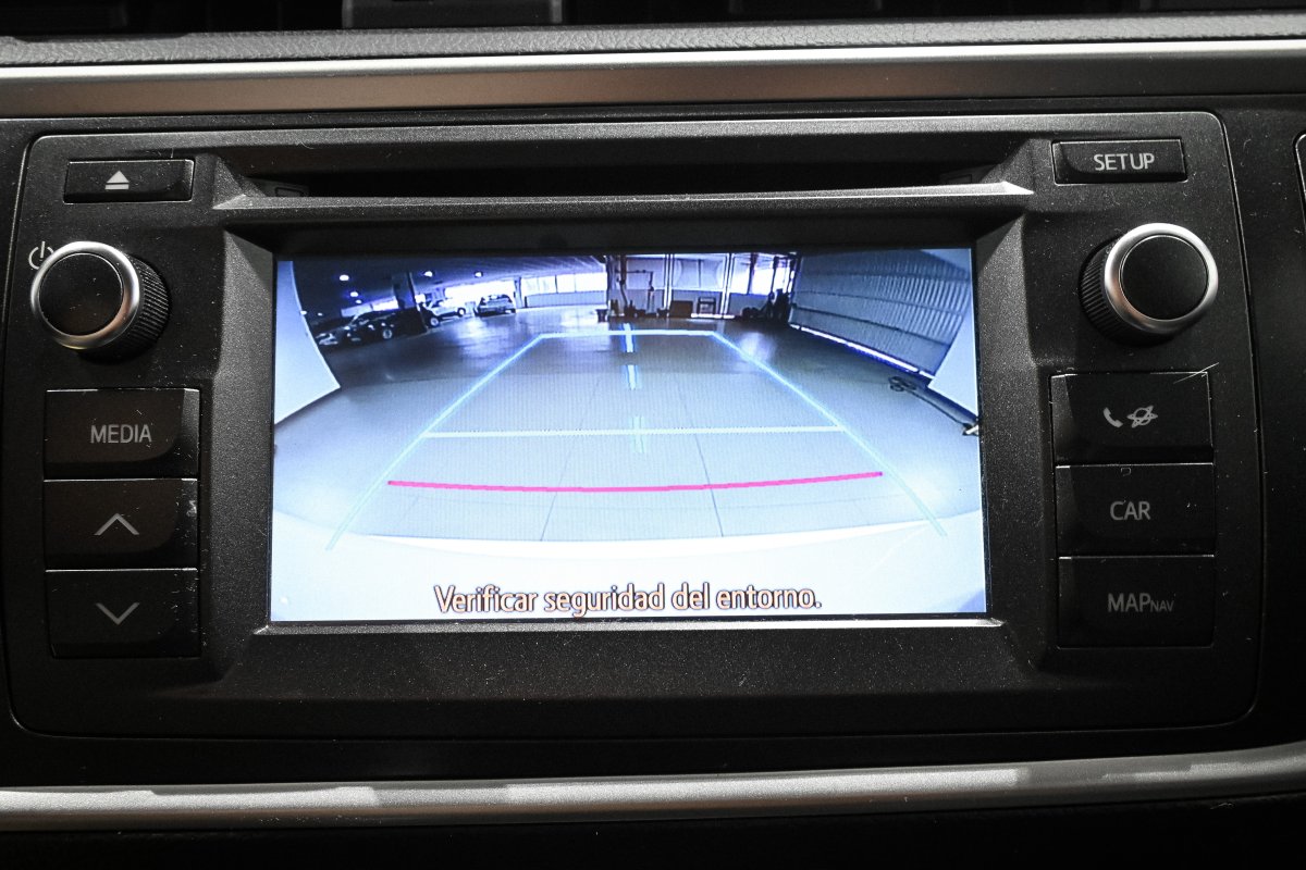 Foto Toyota Auris 15