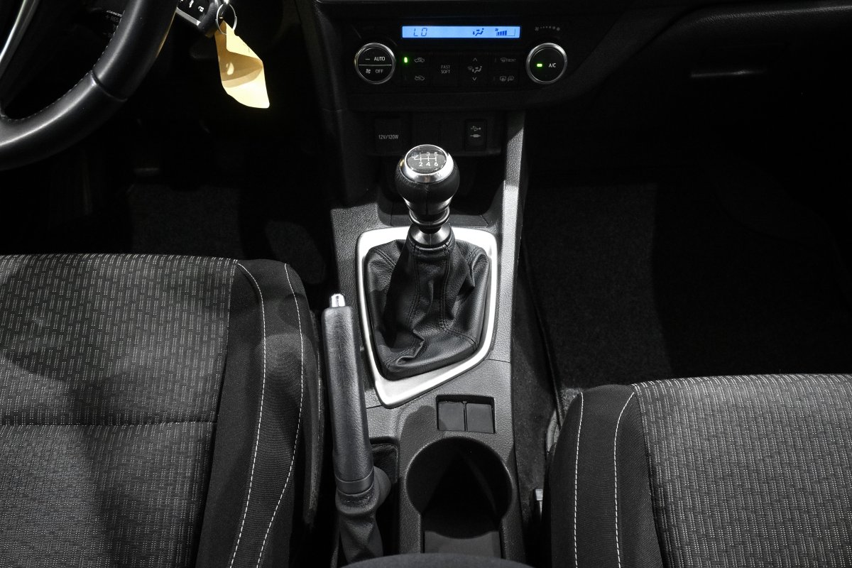 Foto Toyota Auris 19