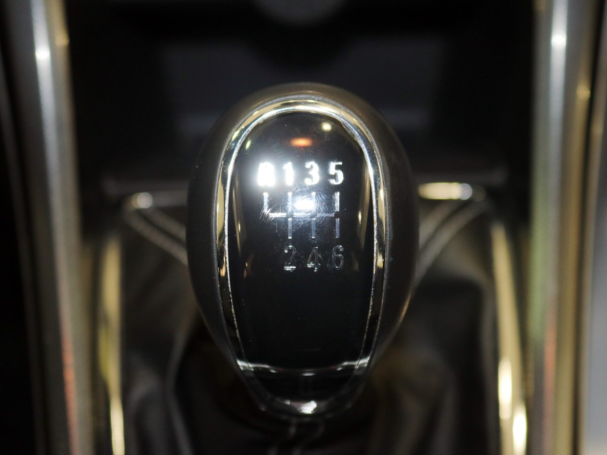 Foto Opel Astra 17