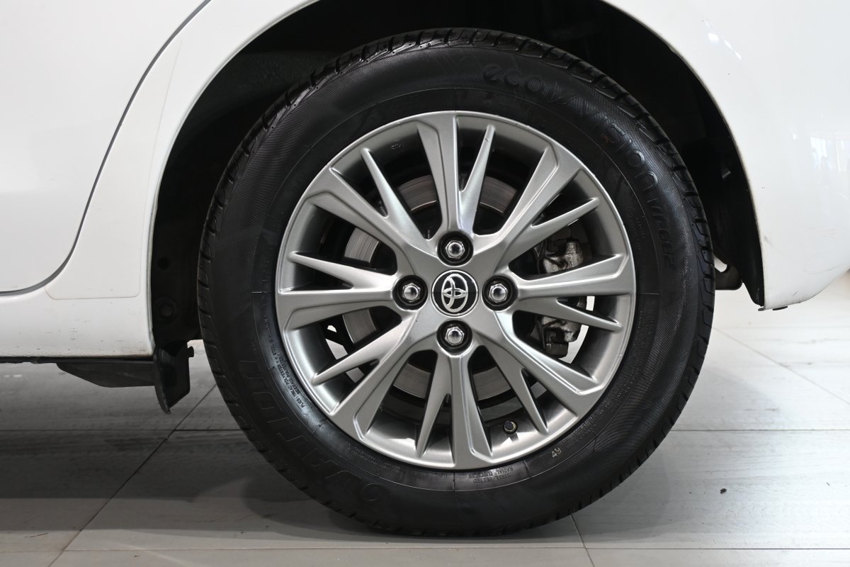 Foto Toyota Yaris 23
