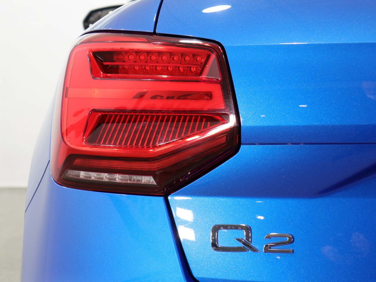 Foto Audi Q2 9