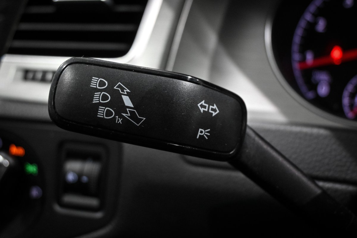 Foto Volkswagen Golf 24