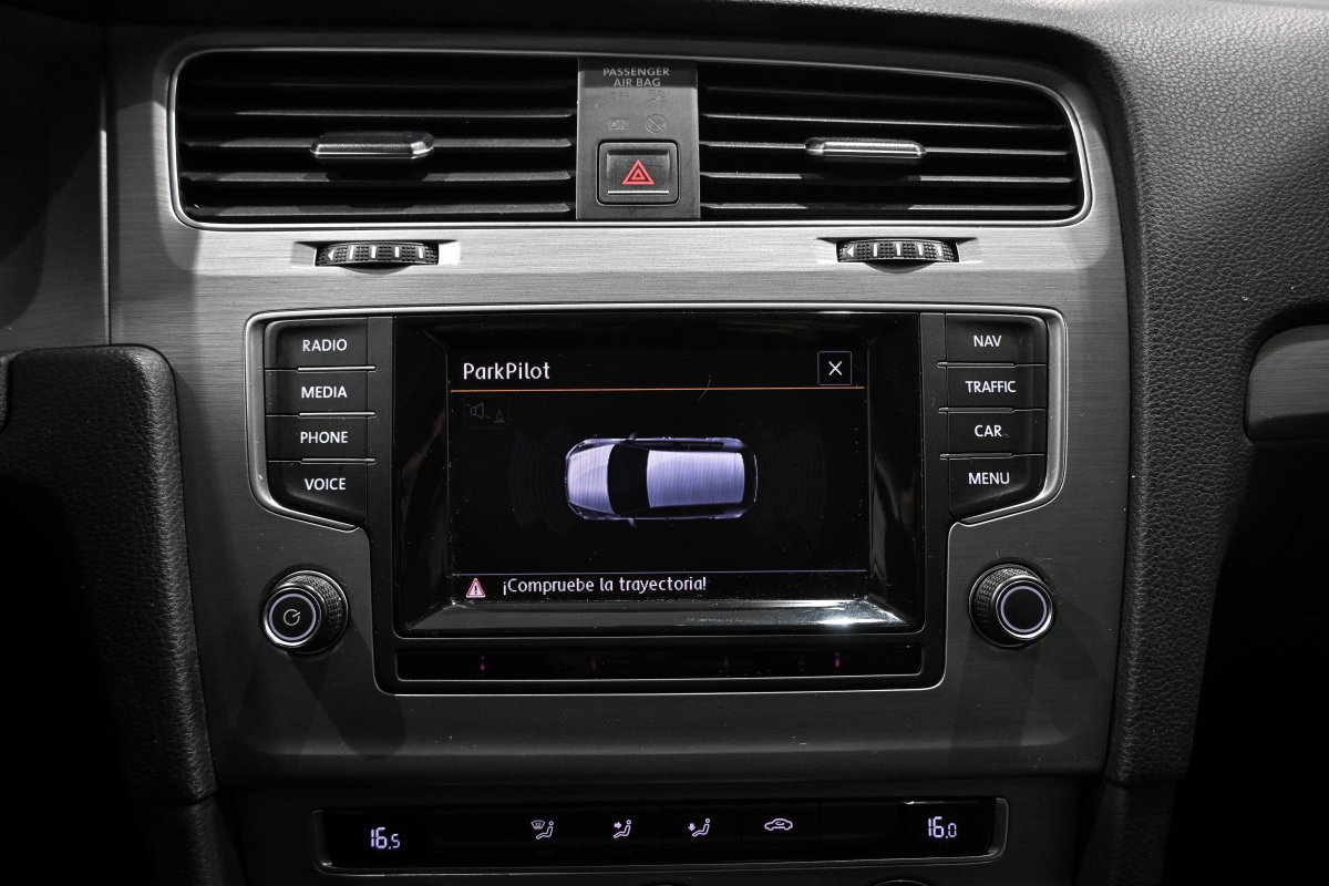 Foto Volkswagen Golf 13