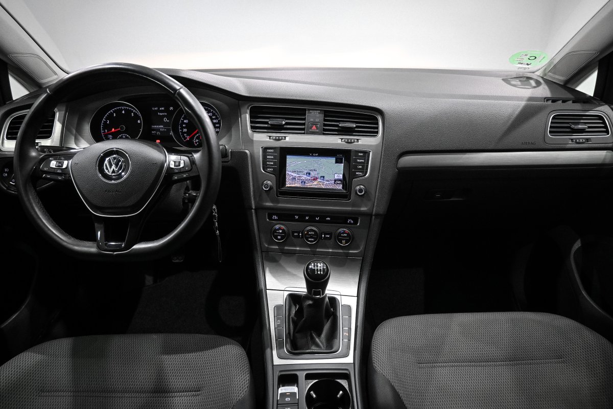 Foto Volkswagen Golf 17