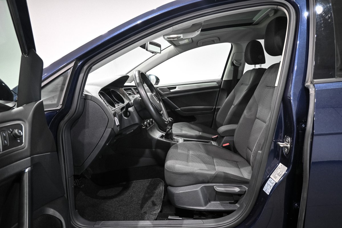 Foto Volkswagen Golf 8