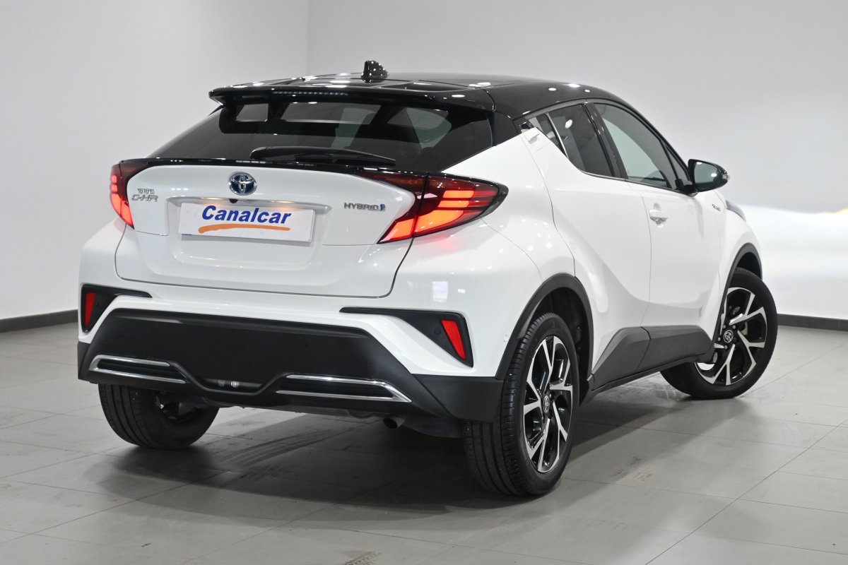 Foto Toyota C-HR 4