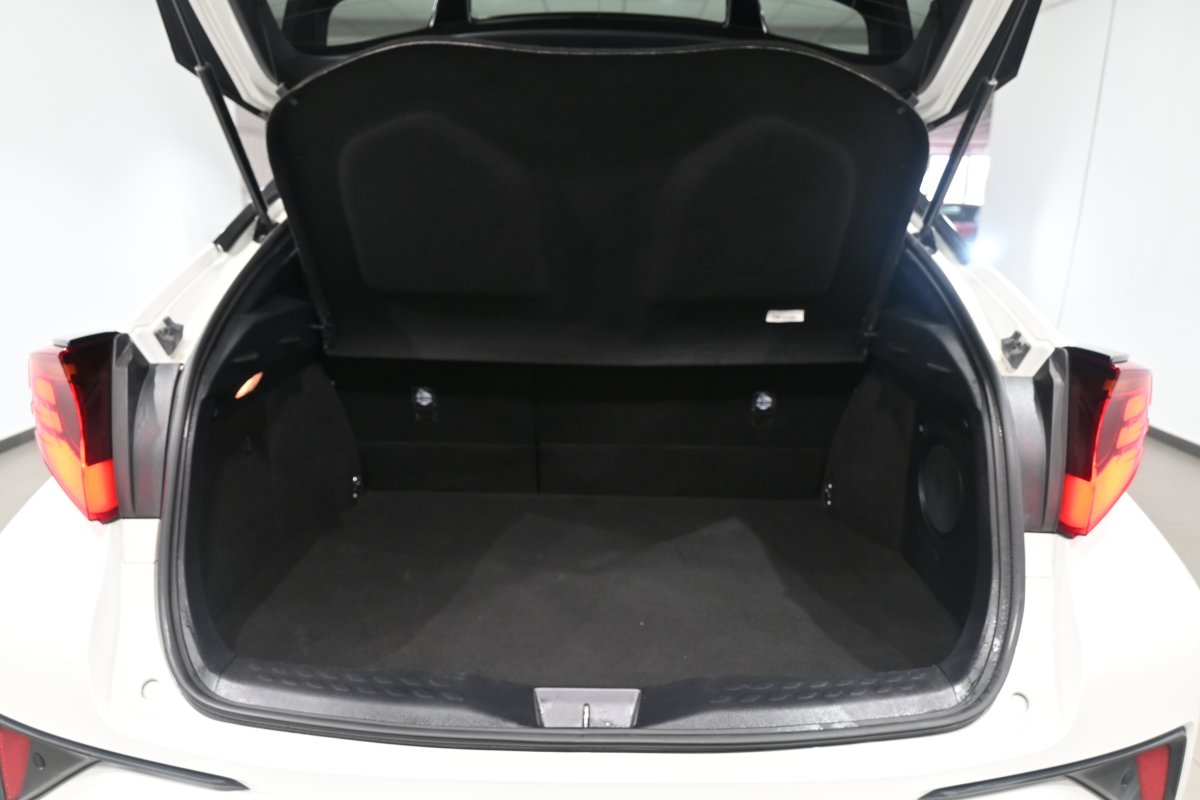 Foto Toyota C-HR 8