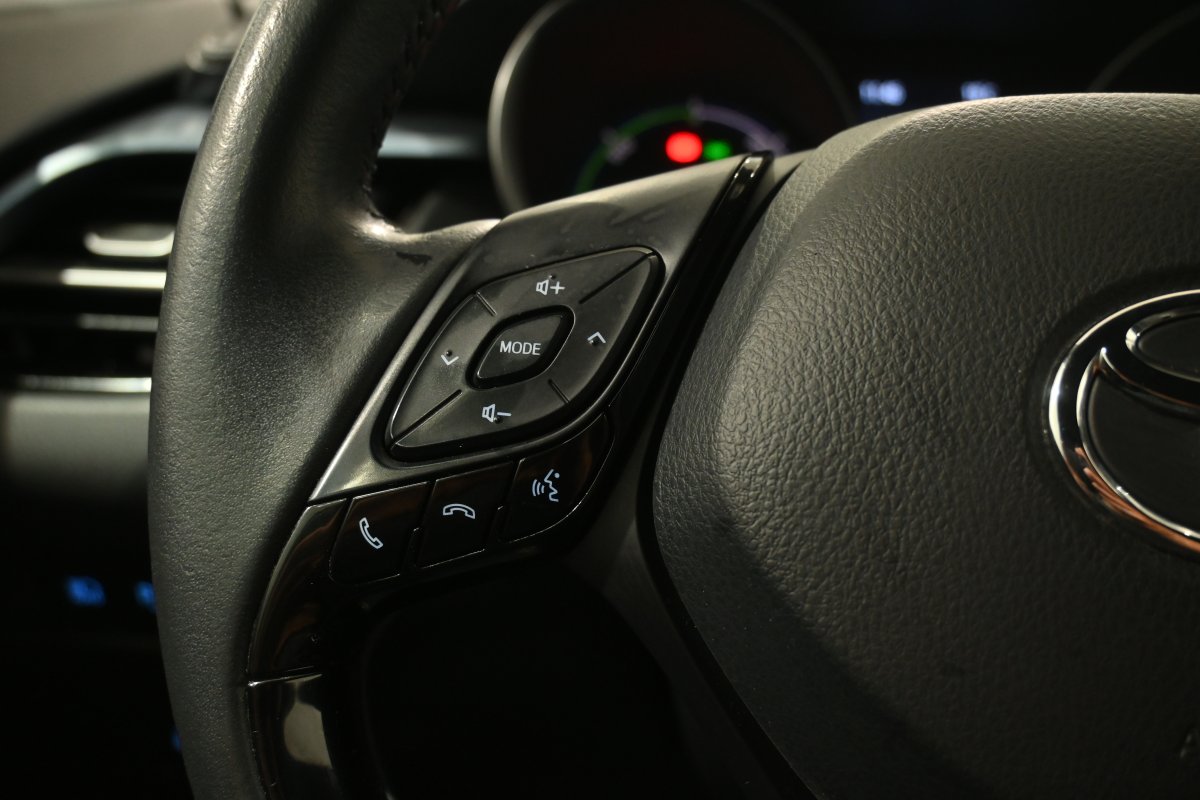 Foto Toyota C-HR 20
