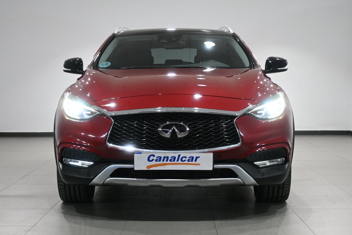 Foto Infiniti QX30 2