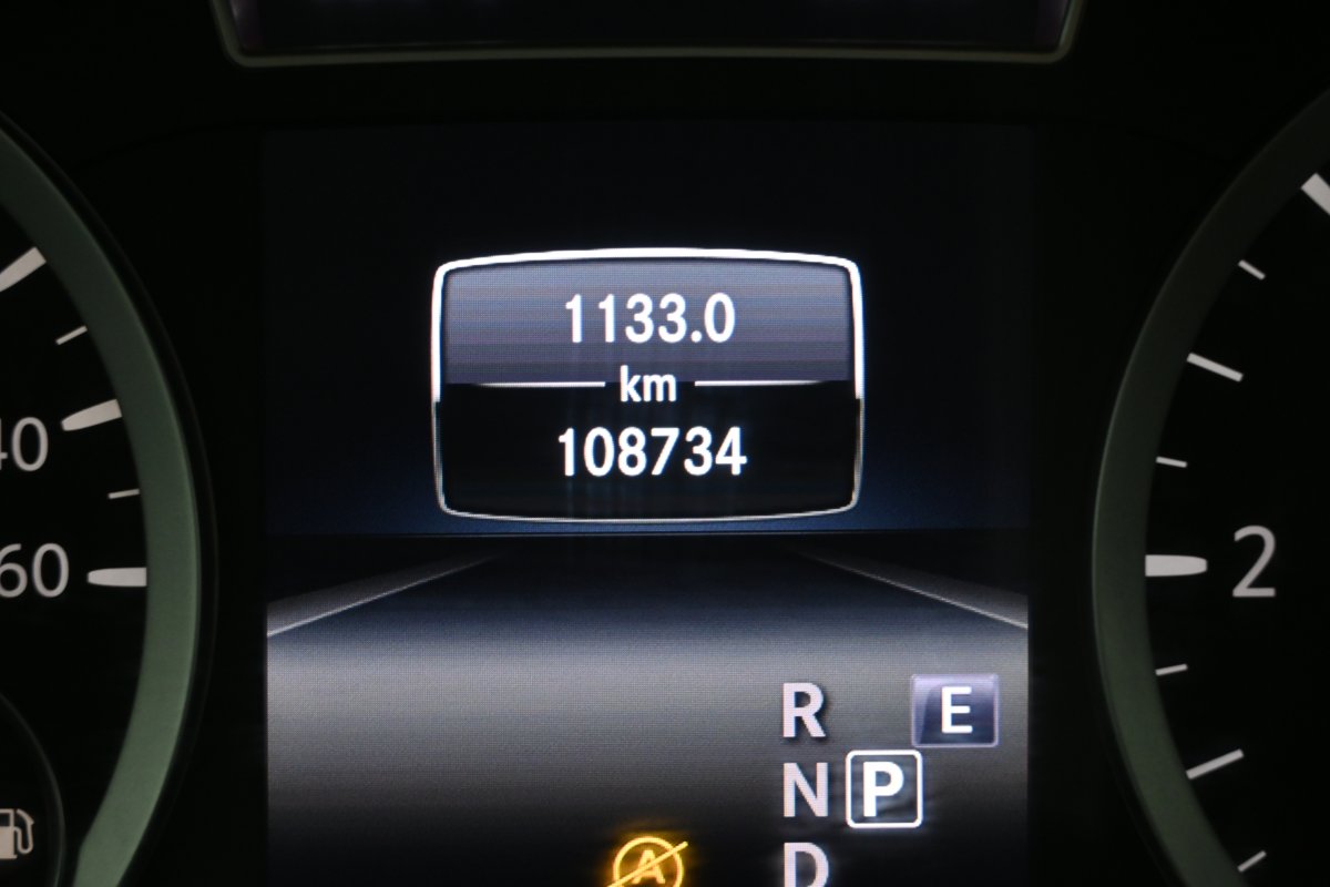 Foto Infiniti QX30 13