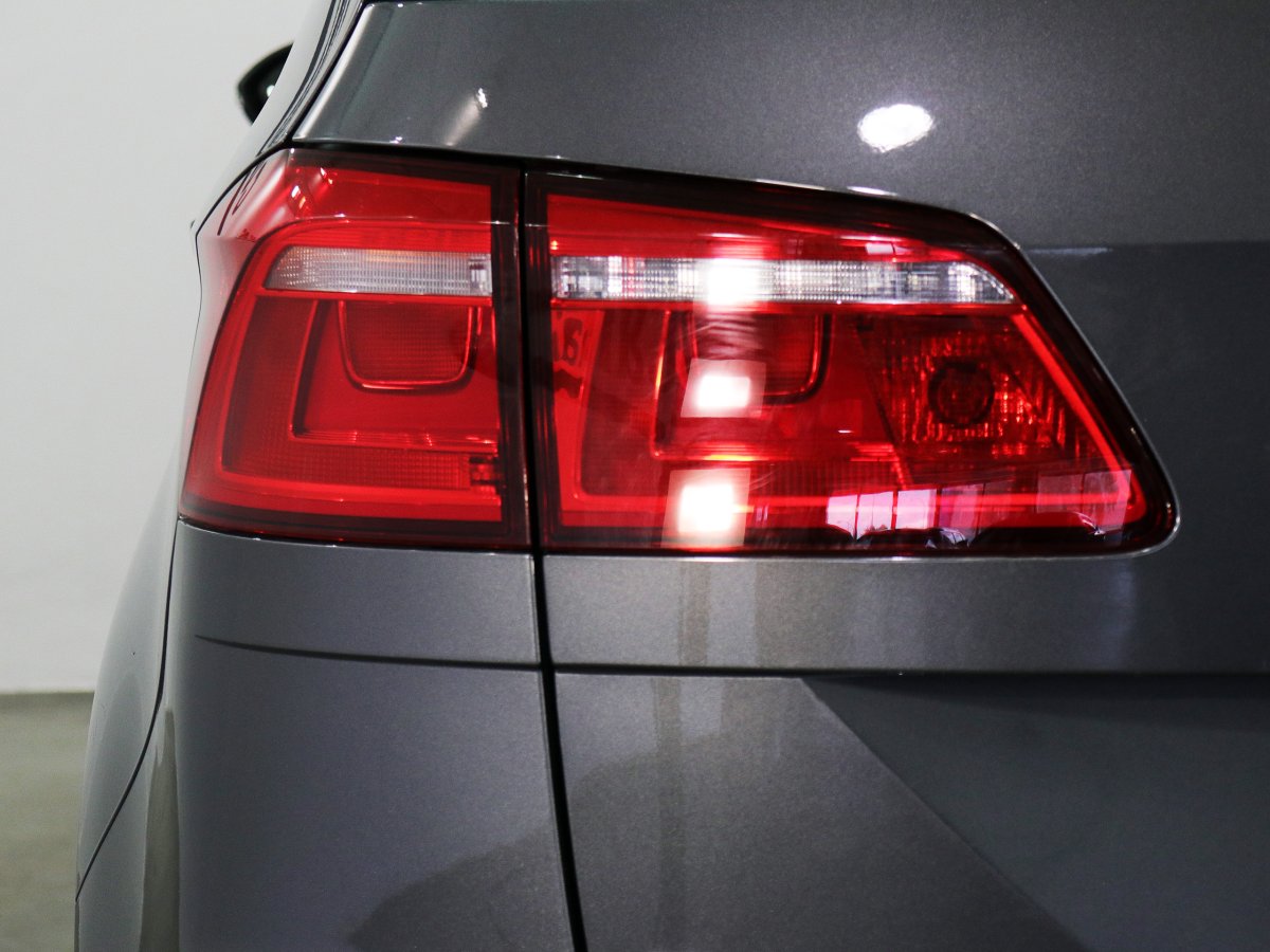 Foto Volkswagen Golf Sportsvan 9