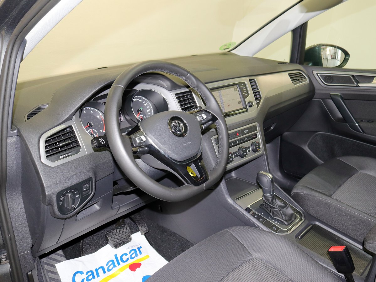 Foto Volkswagen Golf Sportsvan 17