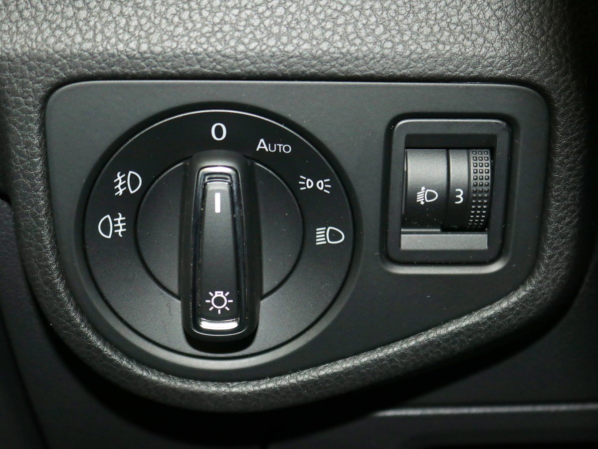 Foto Volkswagen Golf Sportsvan 24