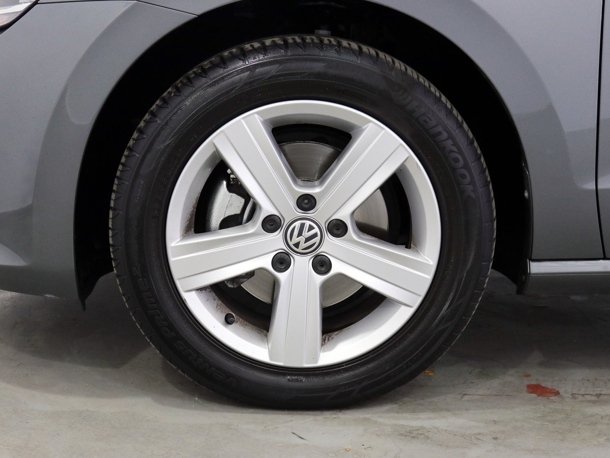 Foto Volkswagen Golf Sportsvan 31