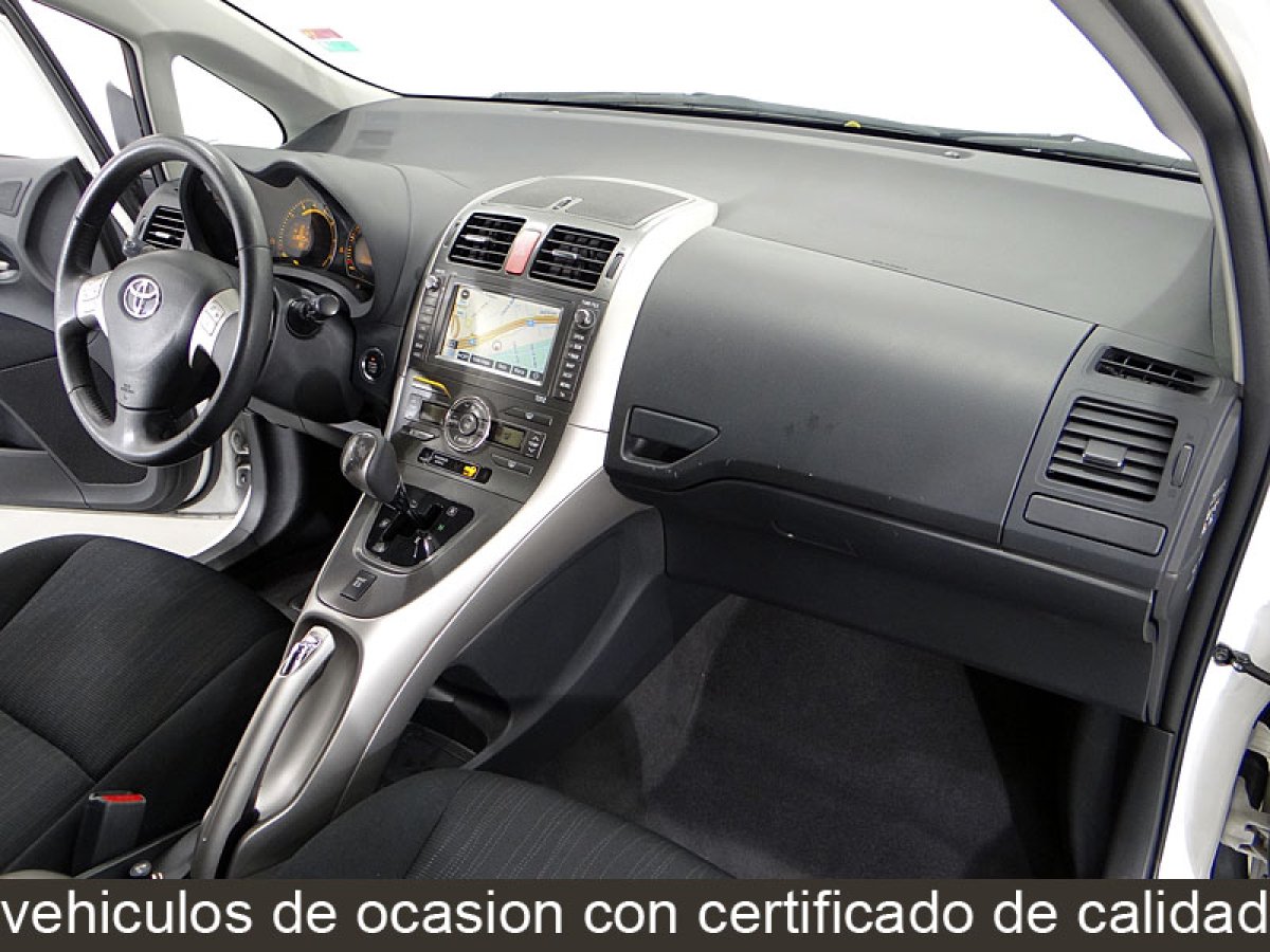 Foto Toyota Auris 27