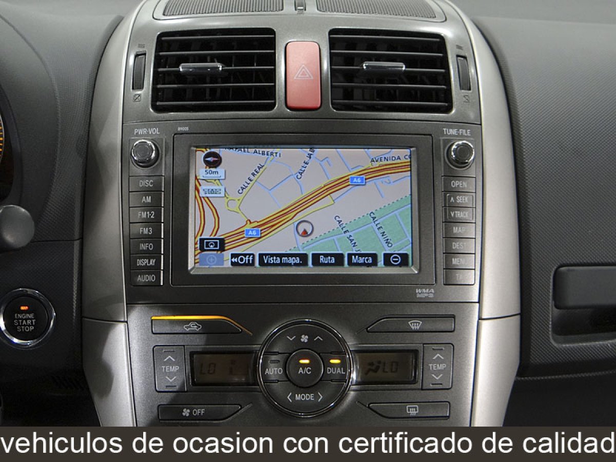Foto Toyota Auris 30