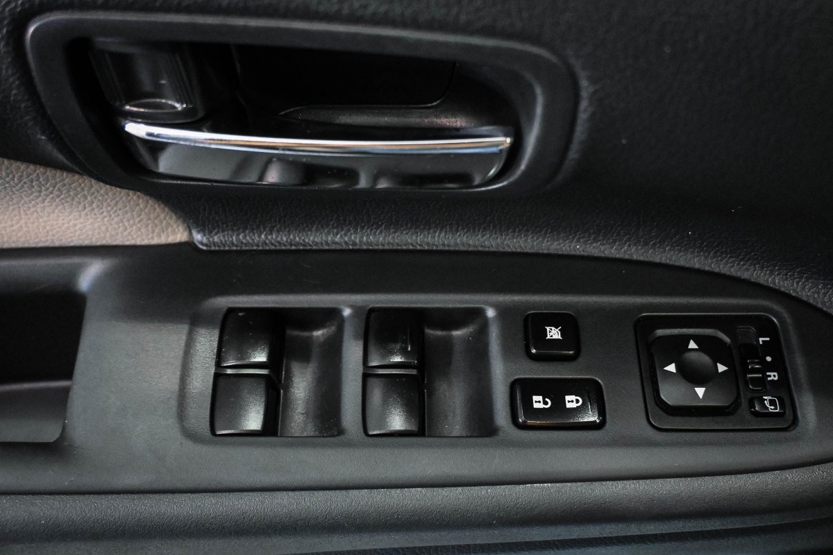 Foto Mitsubishi Outlander 19