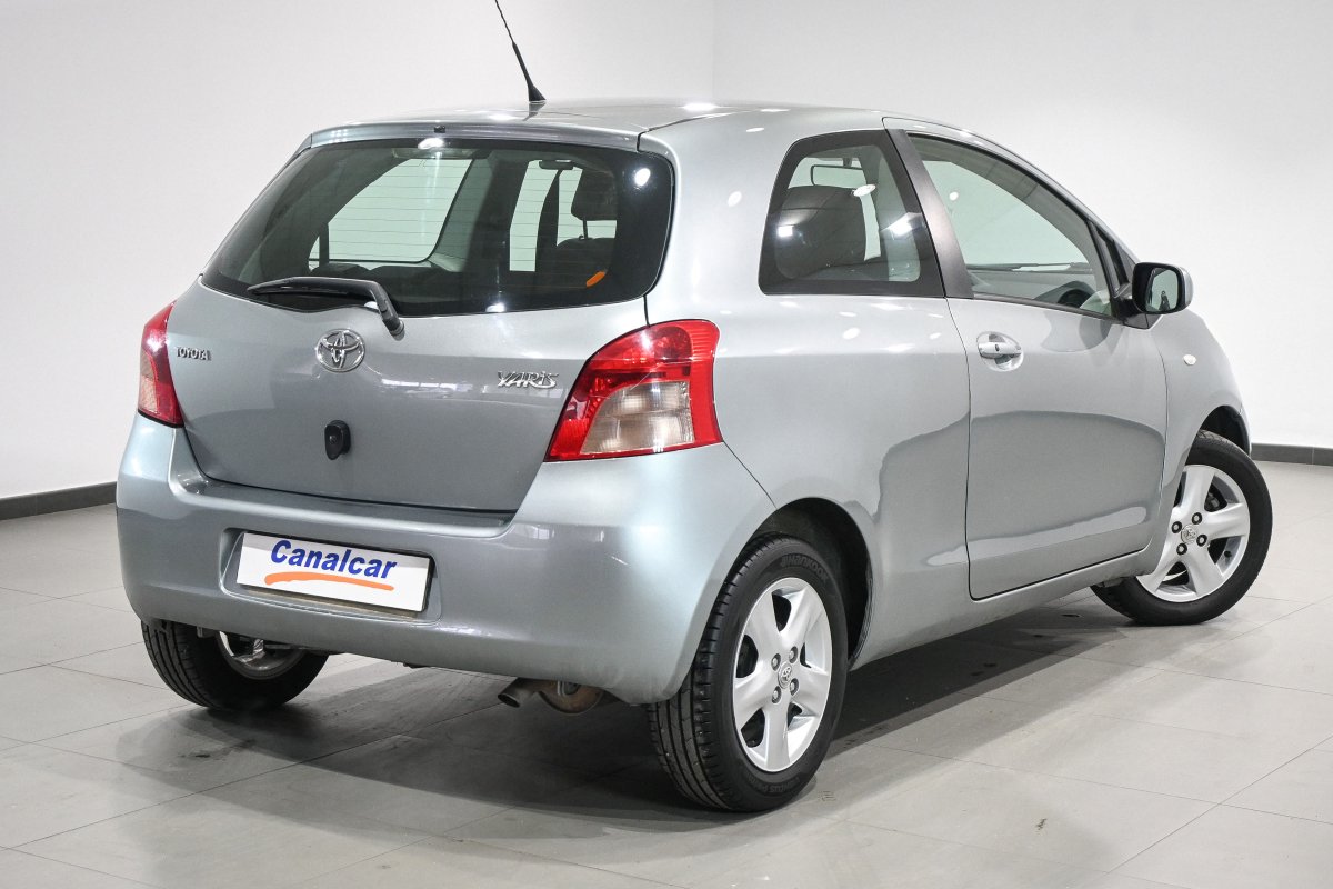 Foto Toyota Yaris 4