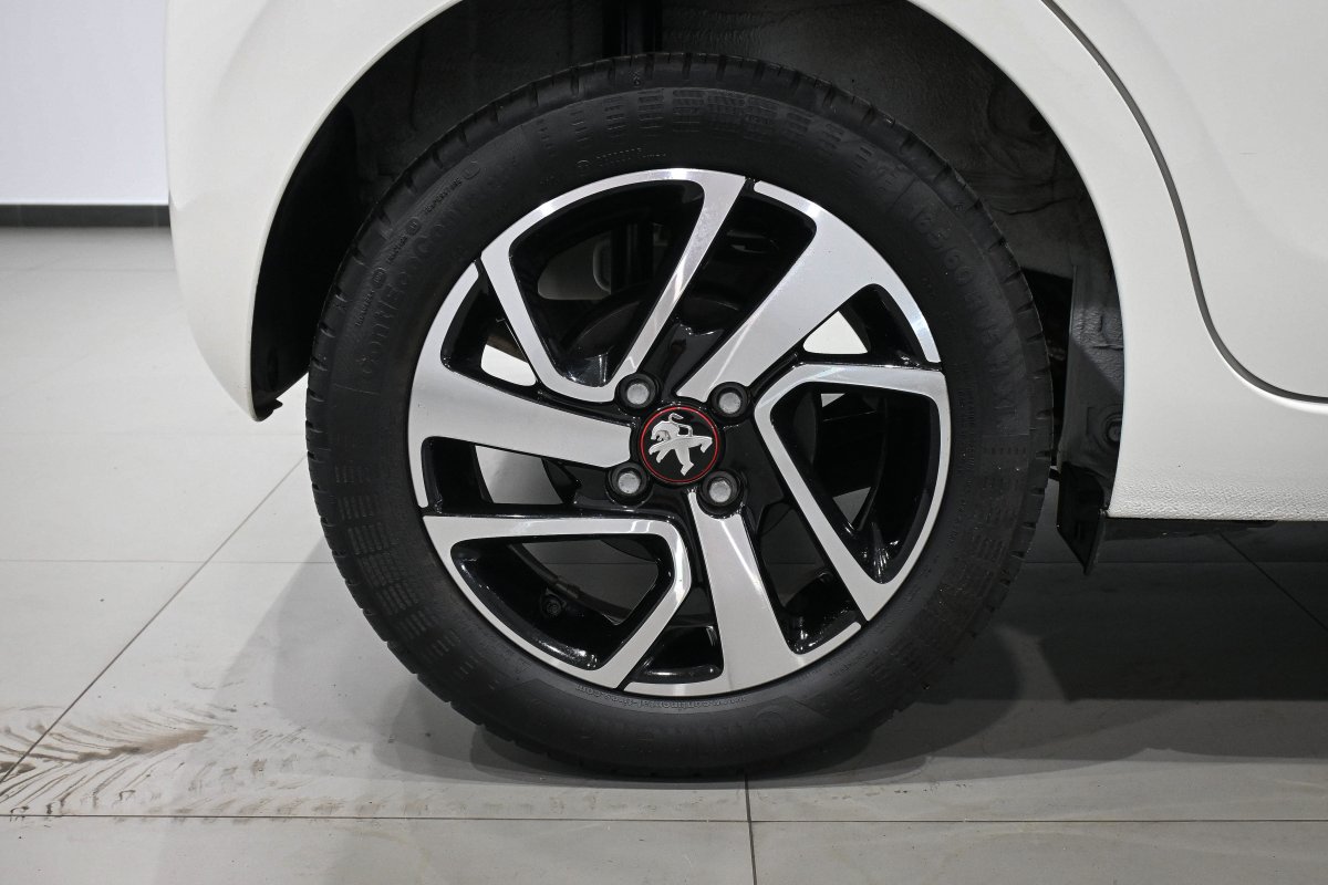 Foto Peugeot 108 30
