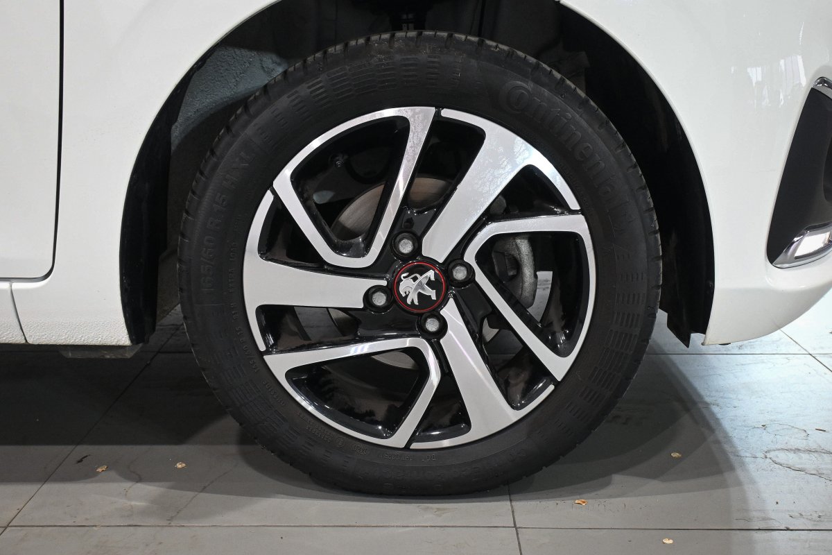 Foto Peugeot 108 31
