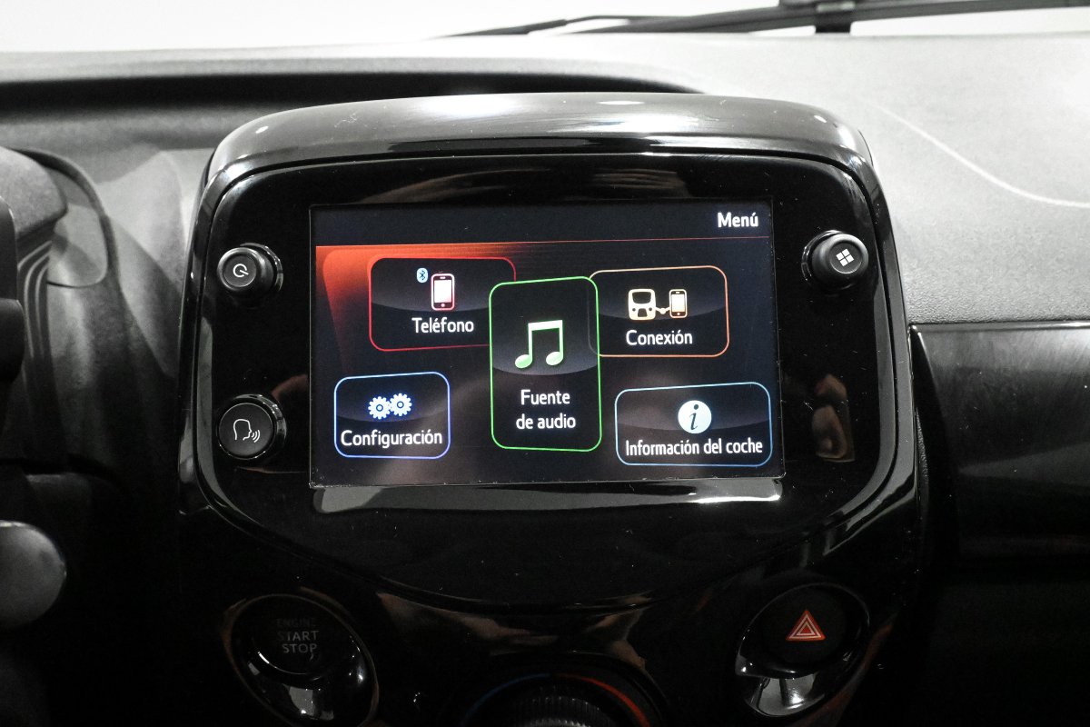 Foto Peugeot 108 15