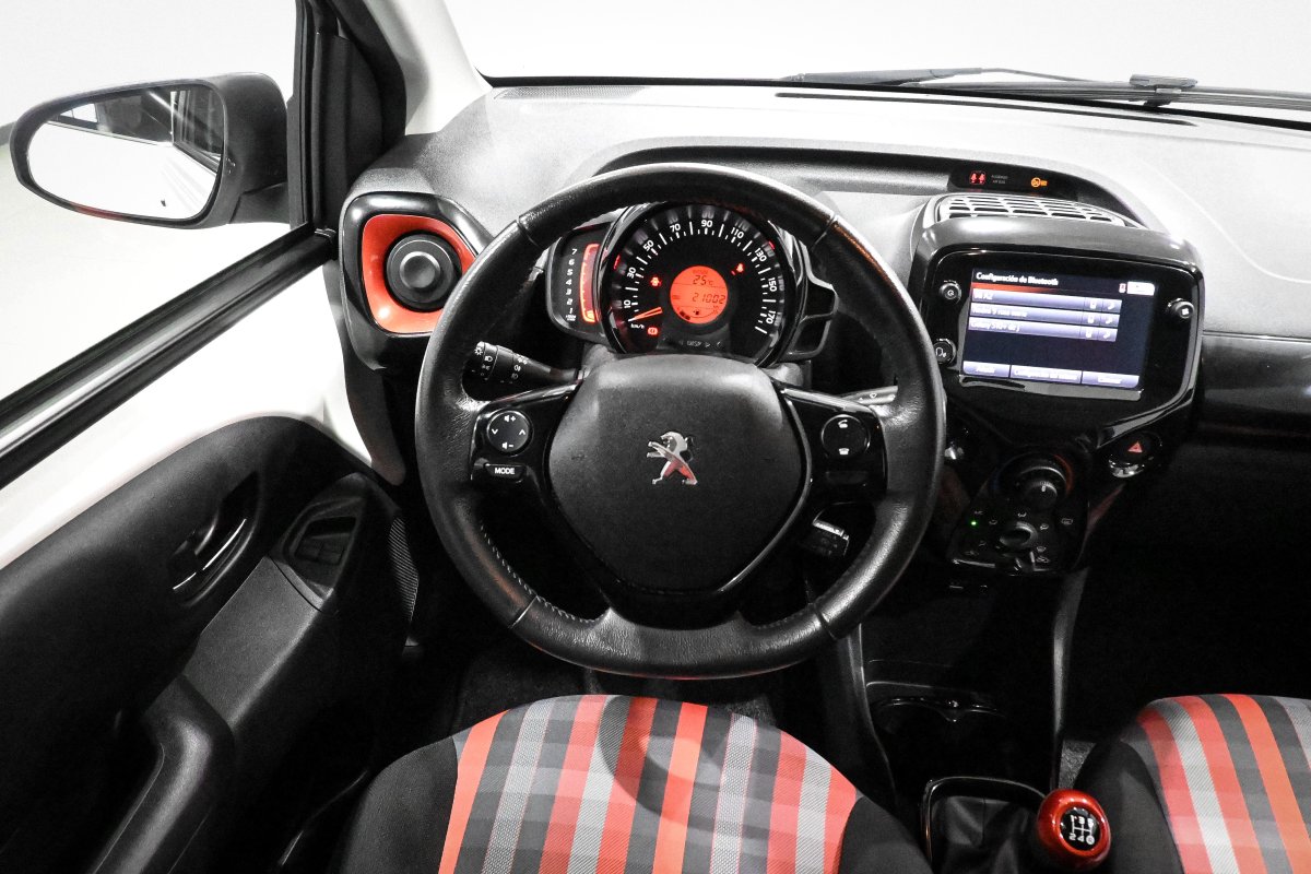Foto Peugeot 108 21
