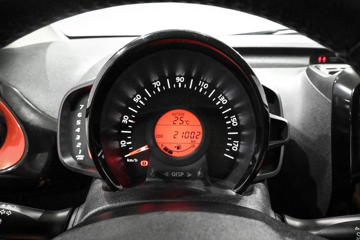 Foto Peugeot 108 13