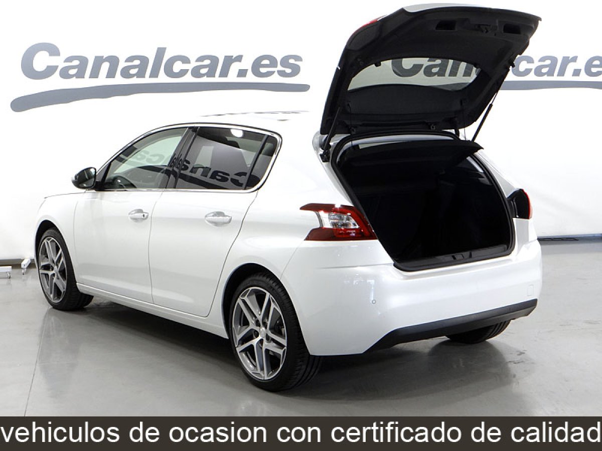 Foto Peugeot 308 8
