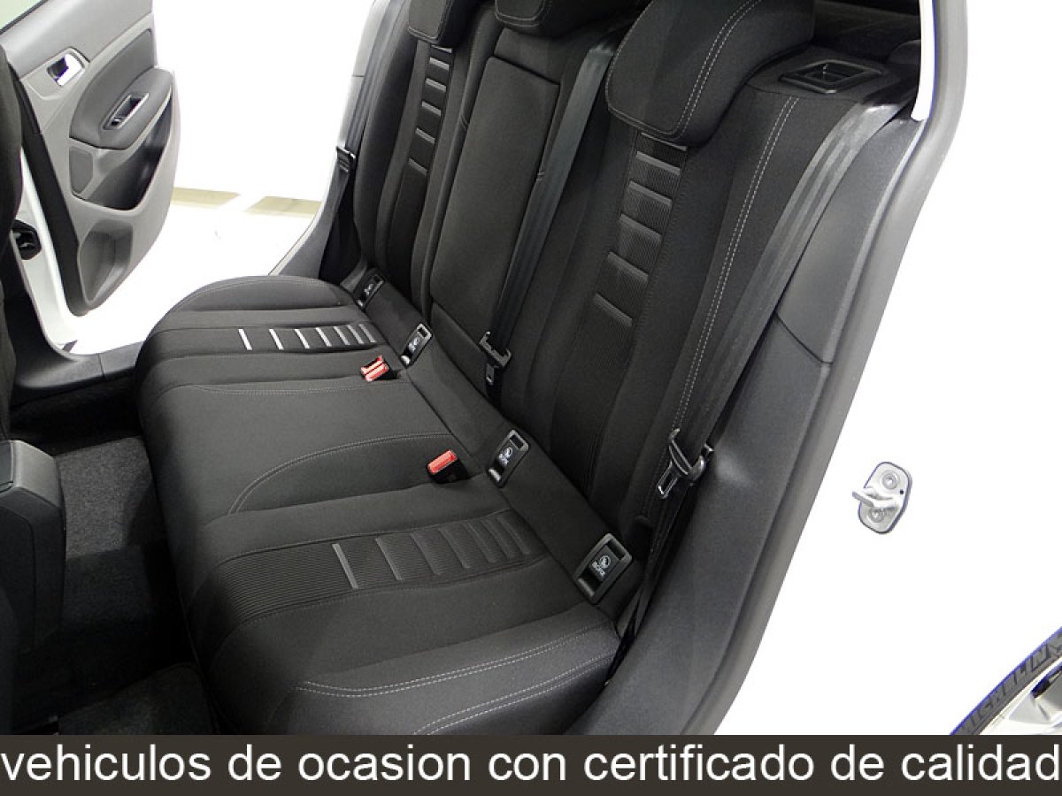 Foto Peugeot 308 23