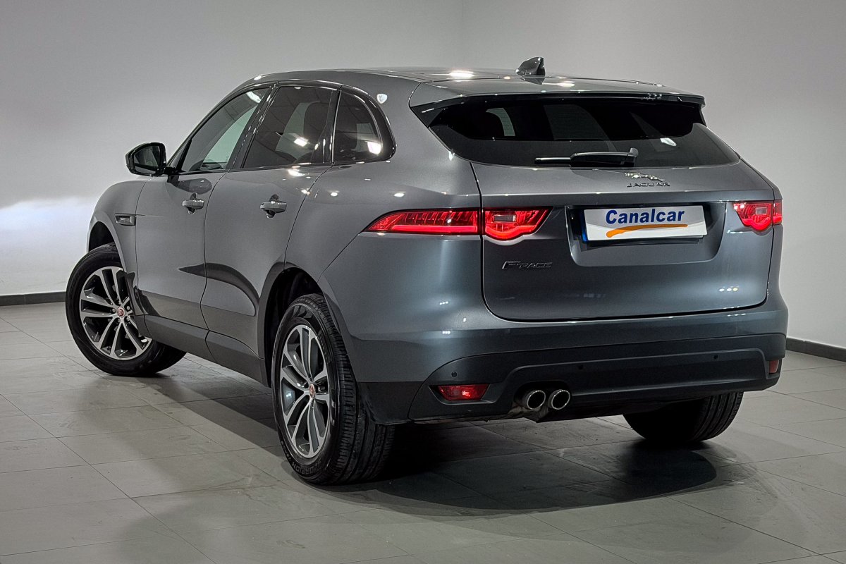 Foto Jaguar F-PACE 6