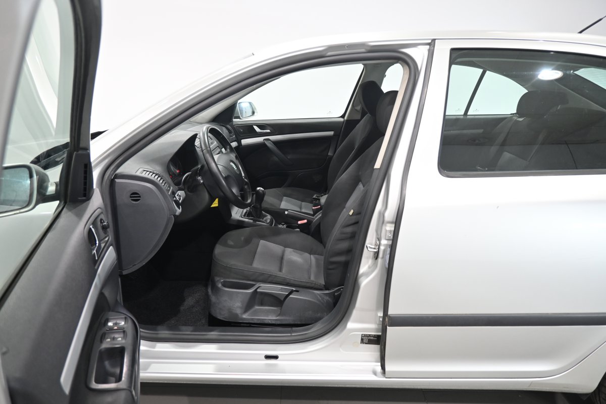Foto Skoda Octavia 9