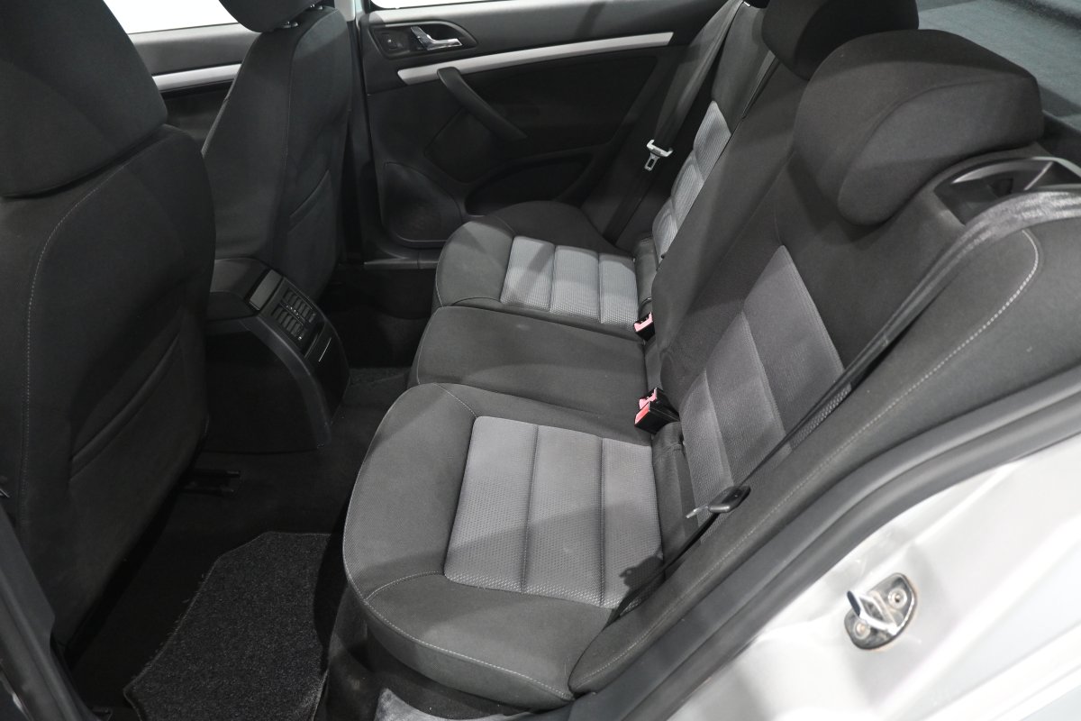 Foto Skoda Octavia 10