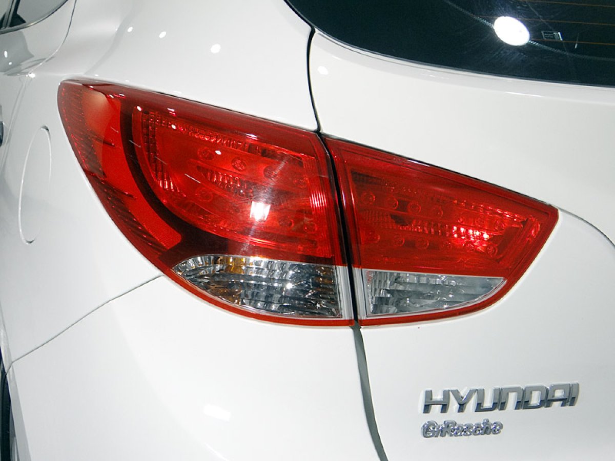 Foto Hyundai ix35 14
