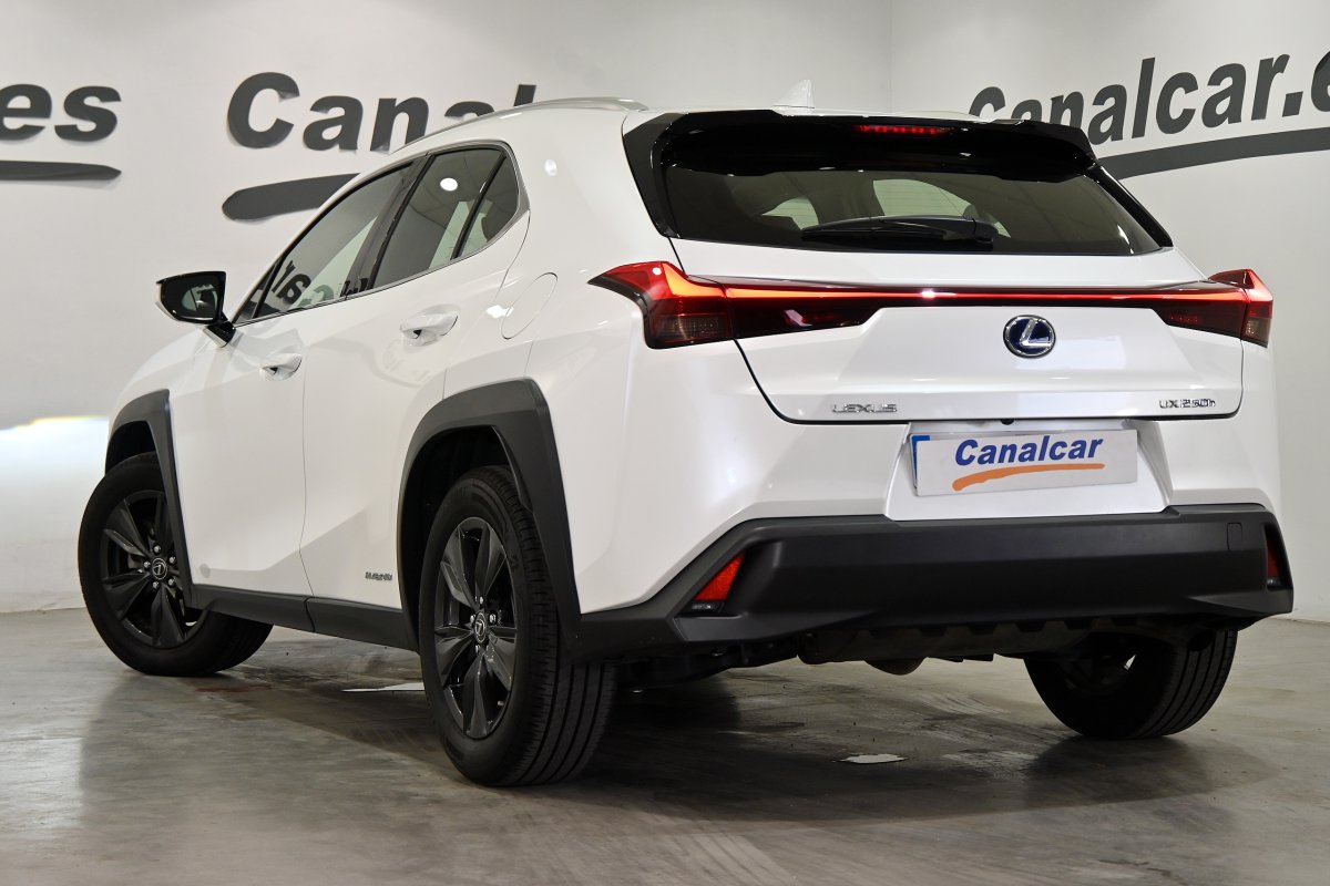 Foto Lexus UX 6