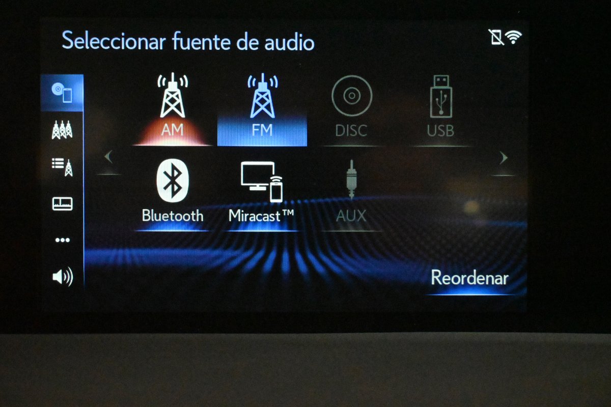 Foto Lexus UX 18