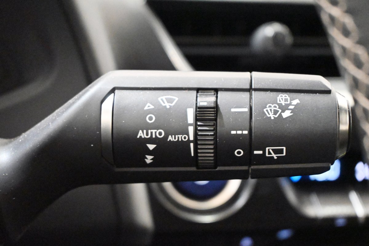 Foto Lexus UX 33