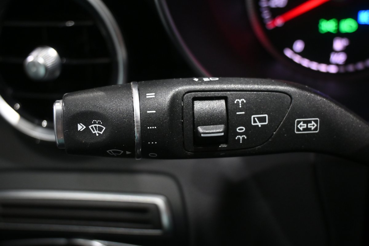 Foto Mercedes-Benz C 20