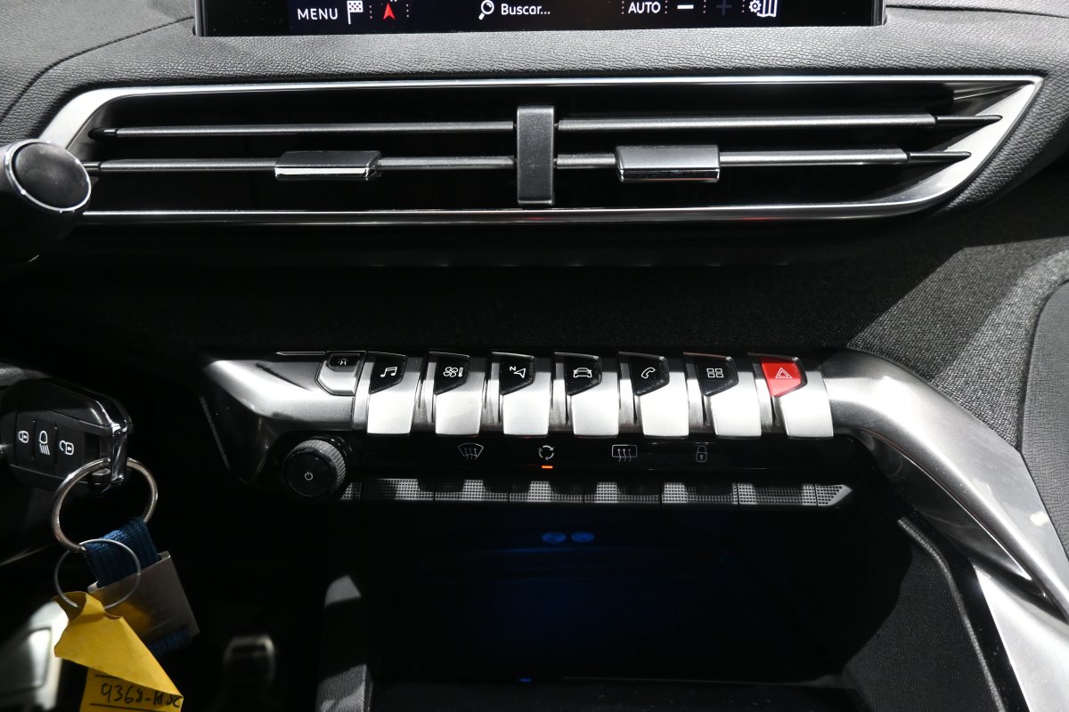 Foto Peugeot 3008 17