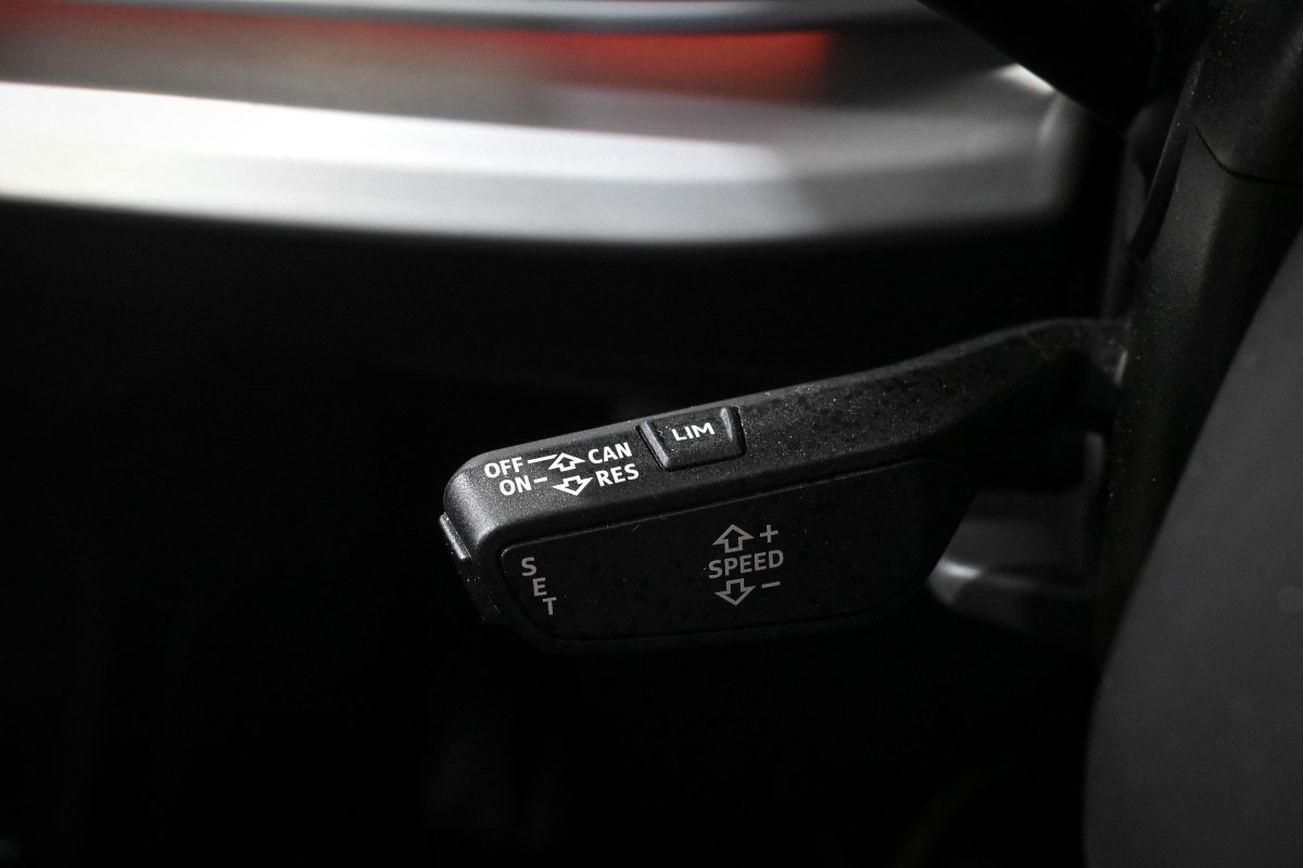 Foto Audi Q8 28