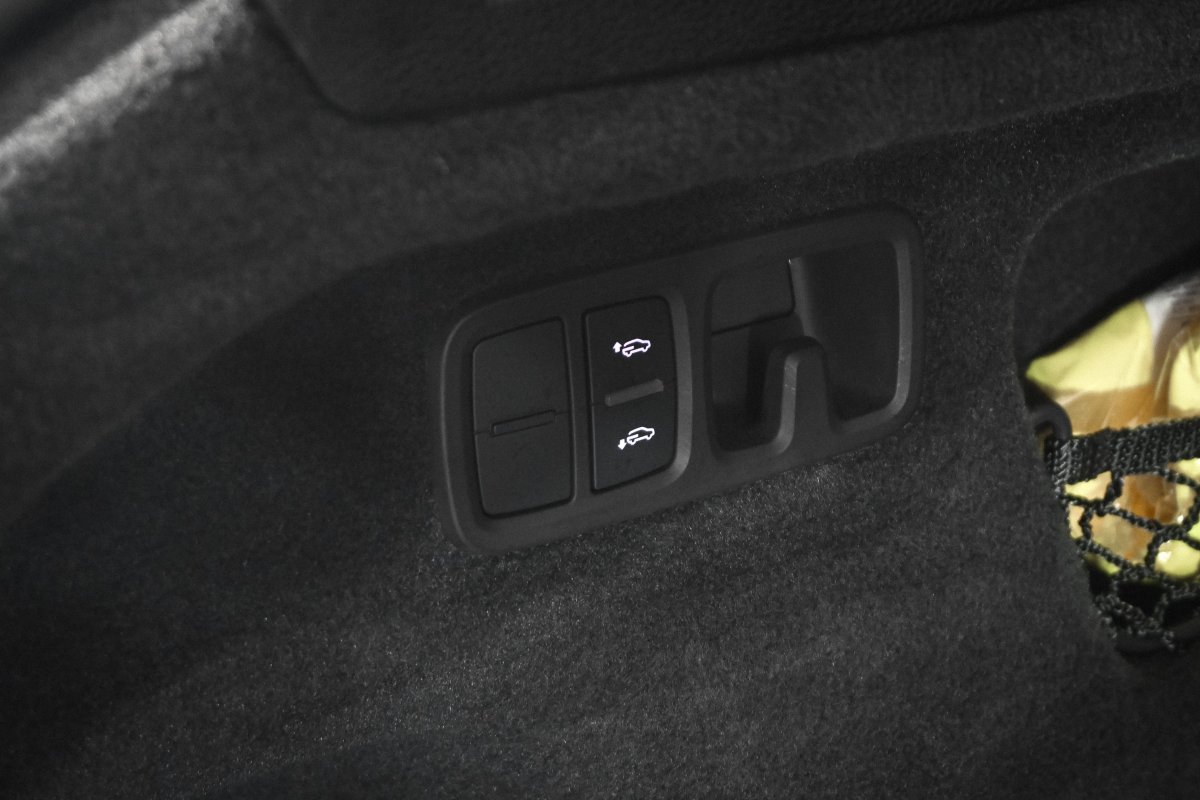 Foto Audi Q8 10