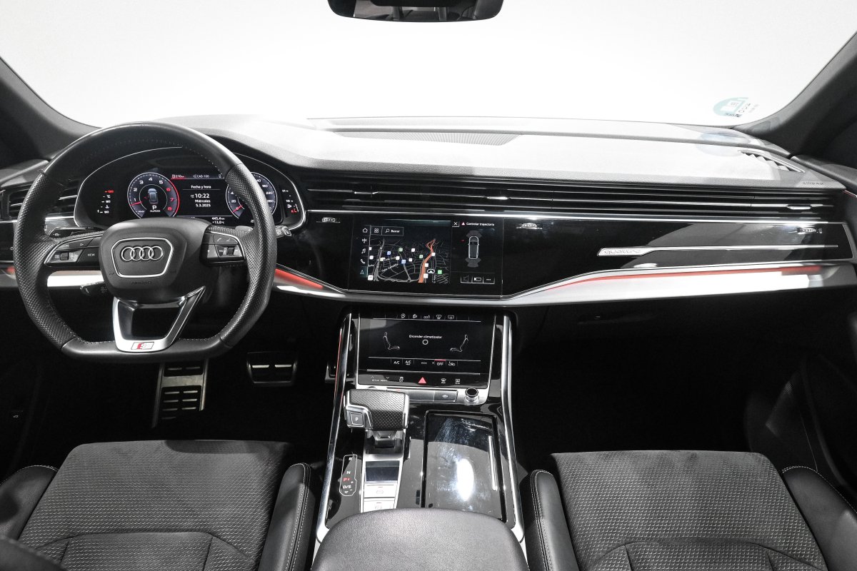 Foto Audi Q8 22