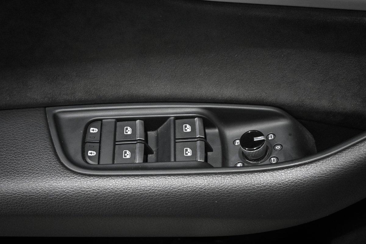 Foto Audi Q8 37