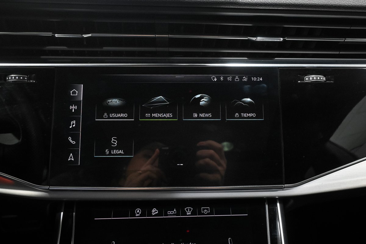 Foto Audi Q8 19