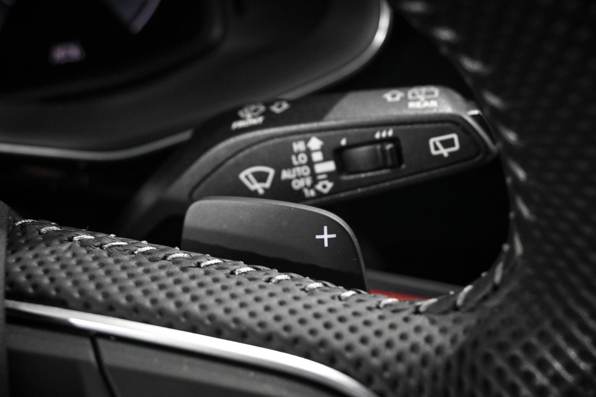 Foto Audi Q8 33