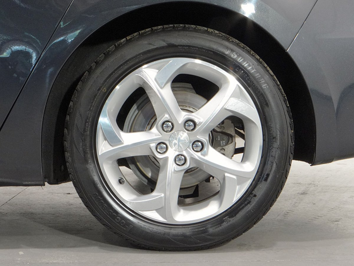Foto Peugeot 508 36