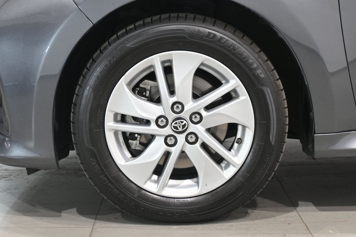 Foto Toyota Yaris 25