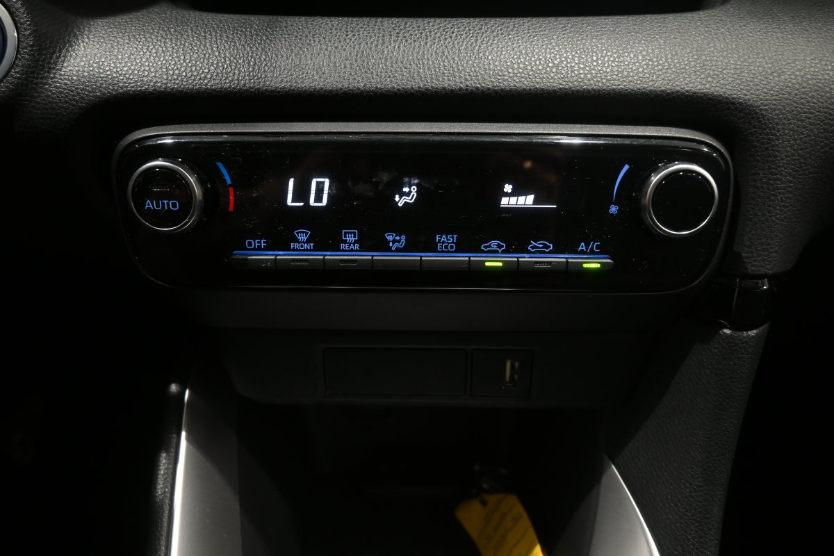 Foto Toyota Yaris 15