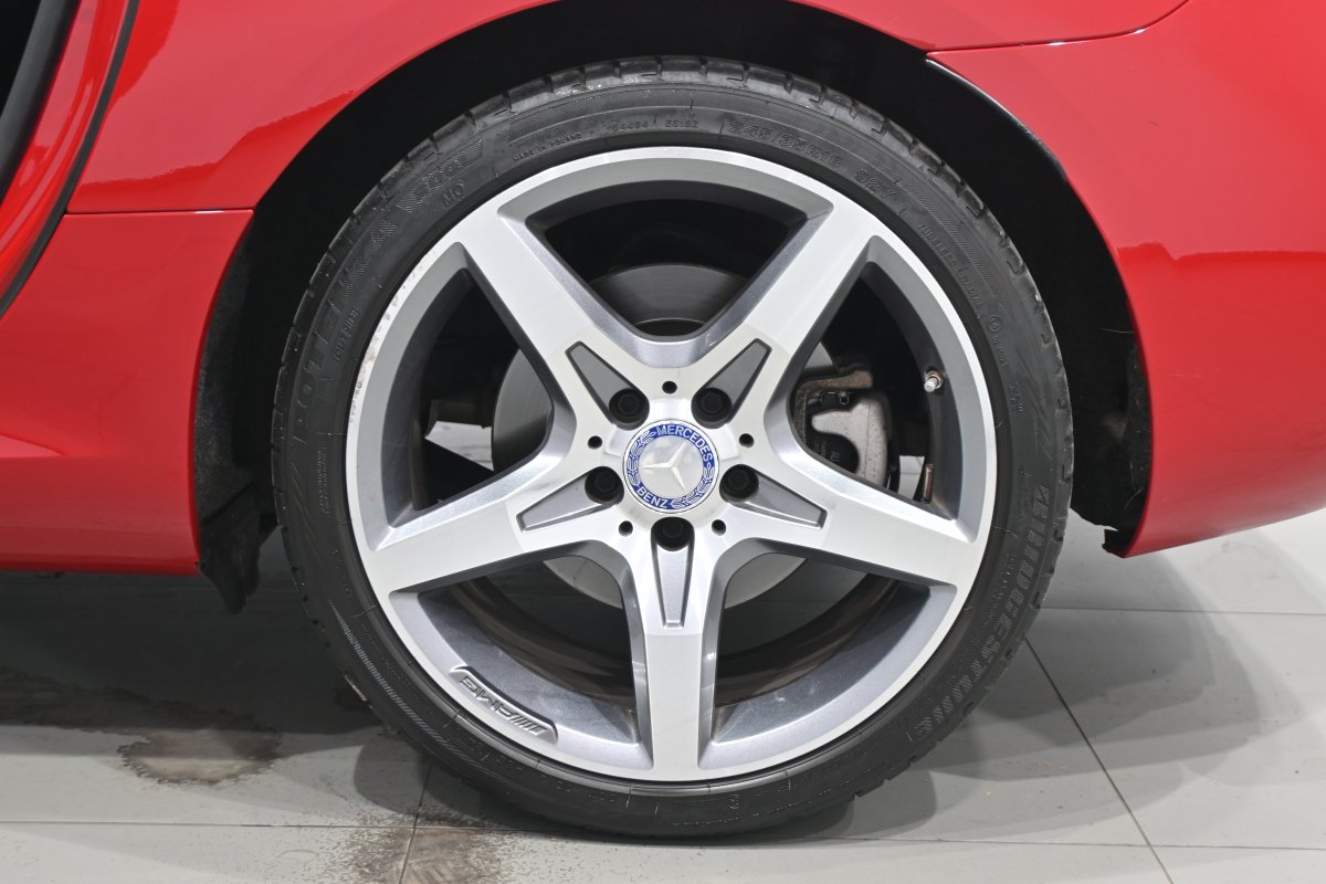 Foto Mercedes-Benz SLC 25